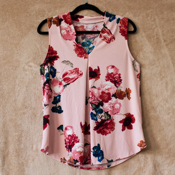 Worthington Tops - 2/$20 Worthington Floral Pink Blouse EUC